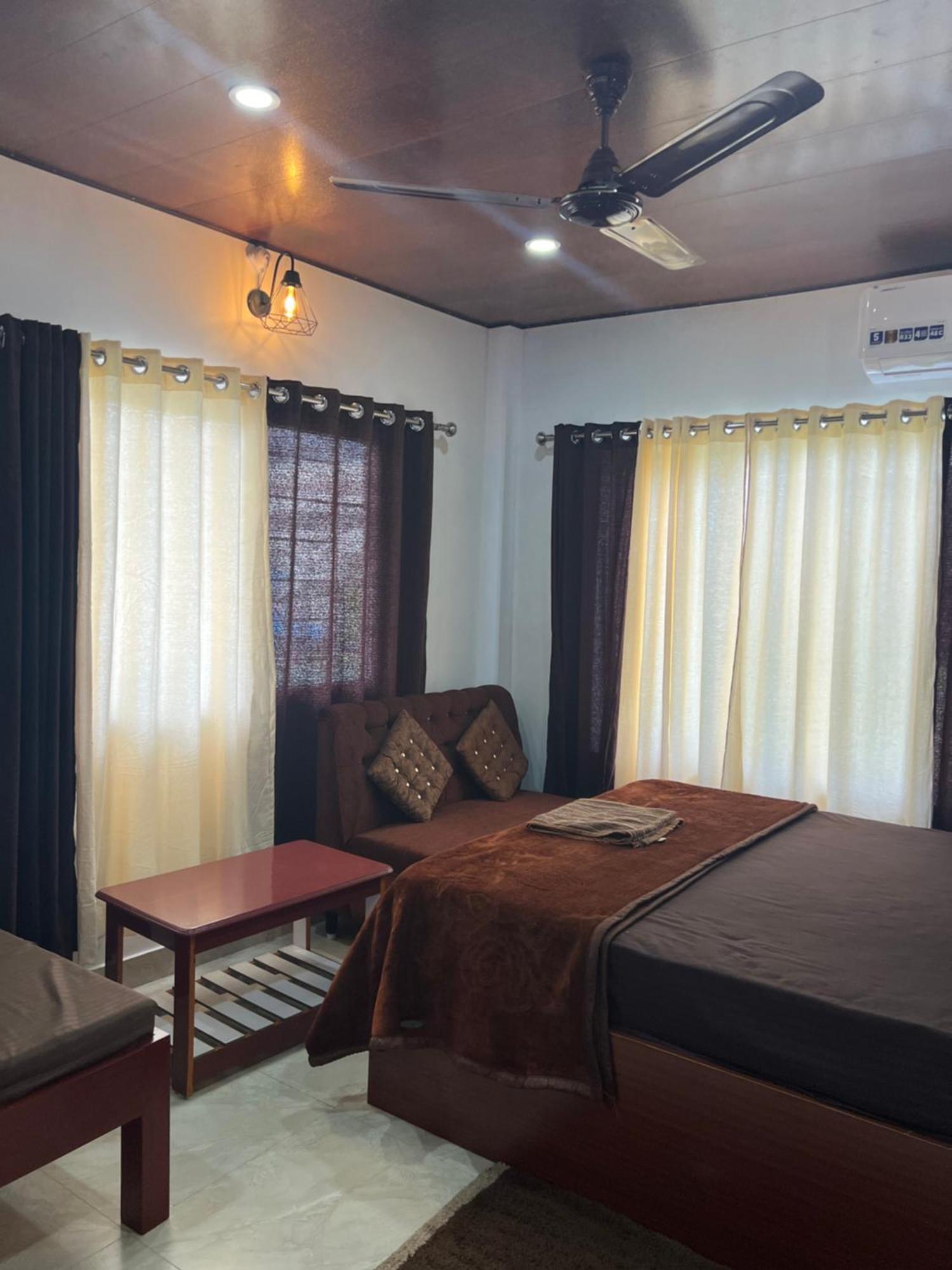 J.J Bed And Breakfast Port Blair Exterior photo